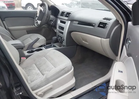 2010 Ford Fusion Se from USA, damaged, VIN 3FAHP0HA3AR417437